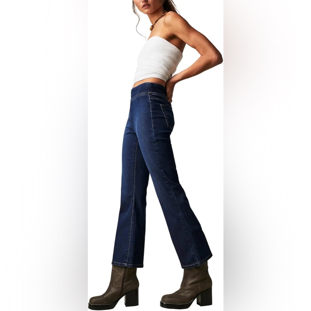 Free People In My Feelings Boot Crop Midrise Pull On Jeans Size Small